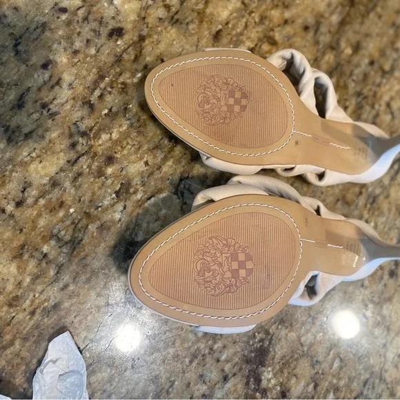 Vince camuto cream heels 5.5 - Picture 7 of 7